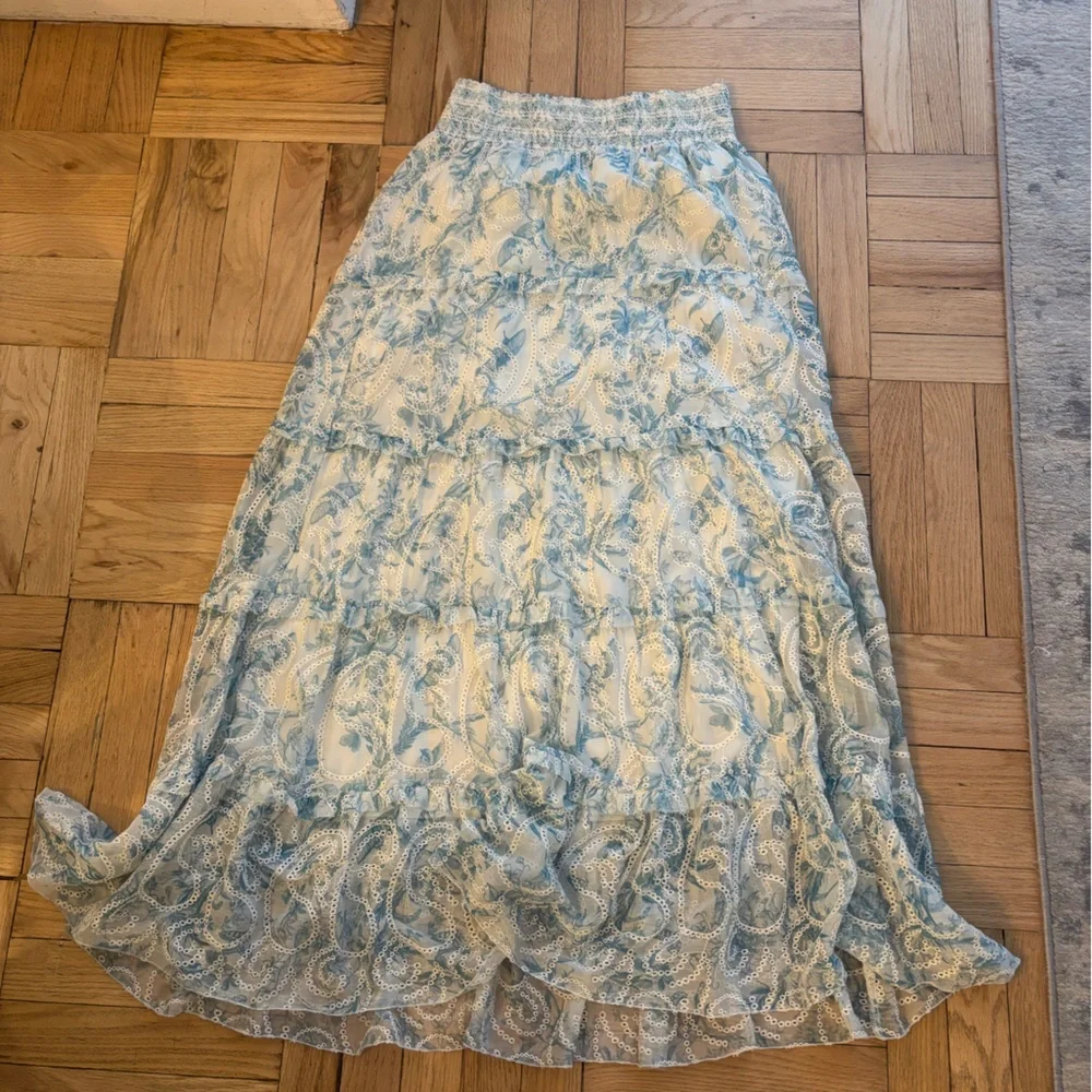 Alice + Olivia Blue and White Maxi Skirt - Picture 4 of 4